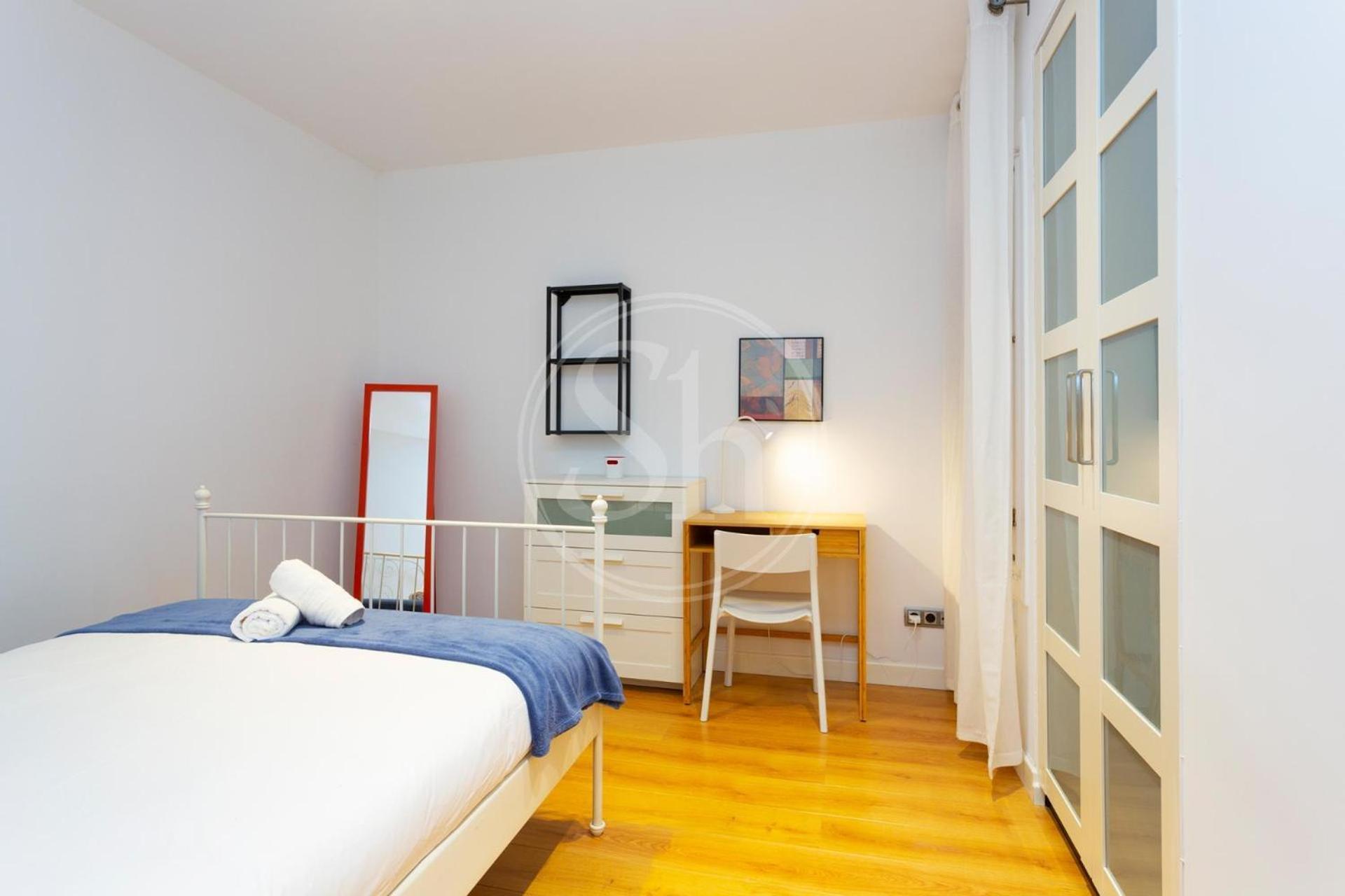 Bonito Apartamento Cerca De La Sagrada Familia บาร์เซโลนา ภายนอก รูปภาพ