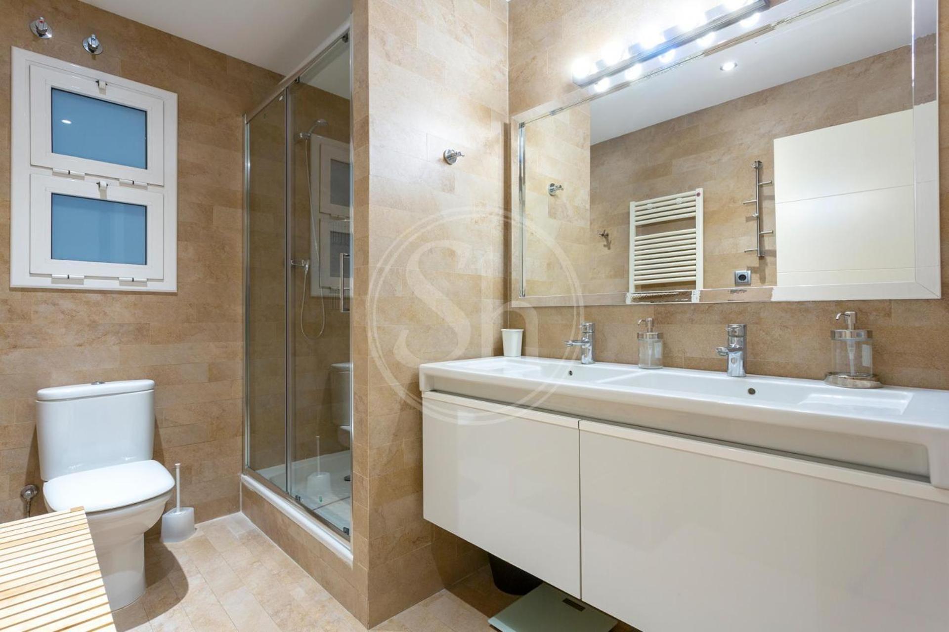 Bonito Apartamento Cerca De La Sagrada Familia บาร์เซโลนา ภายนอก รูปภาพ